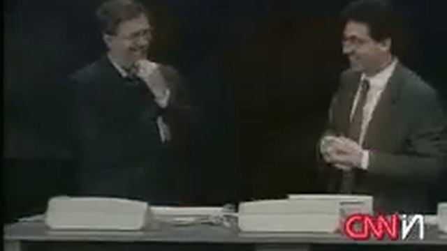 Bill Gates Windows 98 Crashes смотреть онлайн