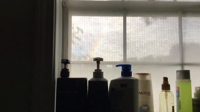 rainbow I saw outside of my bathroom window смотреть онлайн