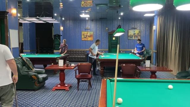 Сложные, но красивые удары в русском бильярде / Трюковые удары смотреть онлайн