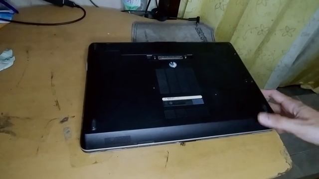 REVIEW DELL LATITUDE E6440 LAPTOP BUAS DENGAN TAMPILAN YANG KEKAR смотреть онлайн