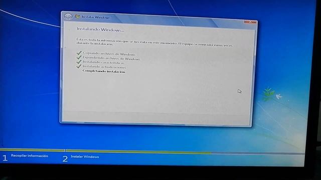 Actualizando PC ANTIGUA de Windows XP a Windows 7 Ultimate 64 Bits | 2020 | ACER VERITON 5800 | смотреть онлайн