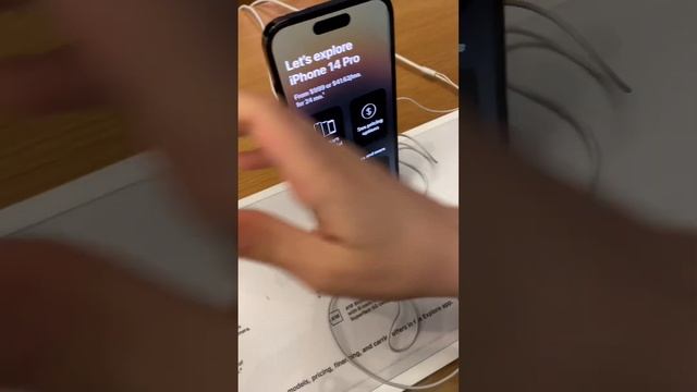 Amerika’da Apple Mağzasını Gezdik /Apple 2022 Güncel Fiyatlar #iphone14promax смотреть онлайн