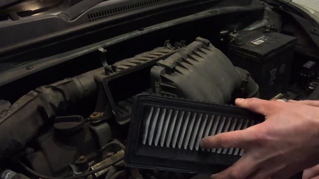 Hyundai i10 Air Filter Change смотреть онлайн