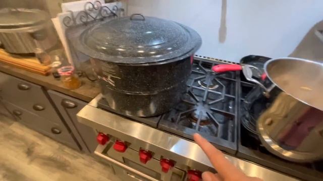 Preserving Apples and a very Messy Kitchen смотреть онлайн