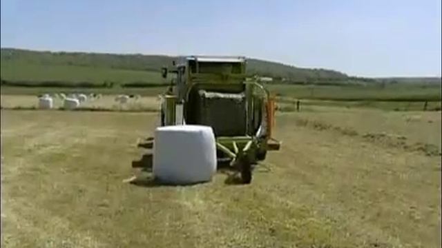 Claas Rollant Uniwrap 255