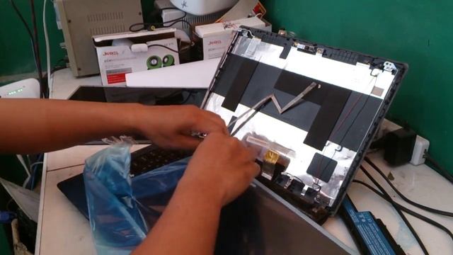how to replace LCD acer aspire 4743 смотреть онлайн