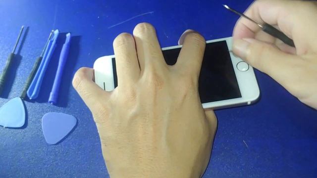 Thay pin Pisen cho iPhone 7 - Vô tình làm hư camer trước luôn ! смотреть онлайн