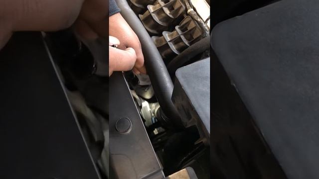Red lighting bolt light on 2014 Jeep Compass(Code P2173) NOT throttle body issue!! смотреть онлайн