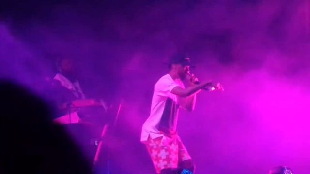 Big Sean - Jumped Out The Window смотреть онлайн