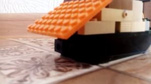 Лего модель титаника на дне