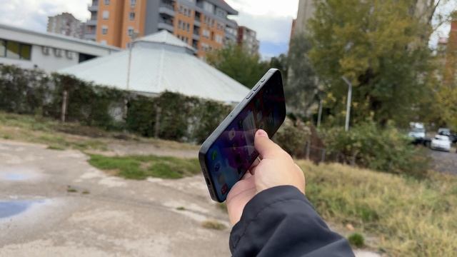 VELIKI PAD IPHONE-A U KINI | HUAWEI PREUZIMA? смотреть онлайн