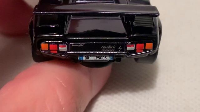 Hot Wheels 1982 Lamborghini Countach LP500 S (2020 RLC - Opening Scissor Doors!) смотреть онлайн