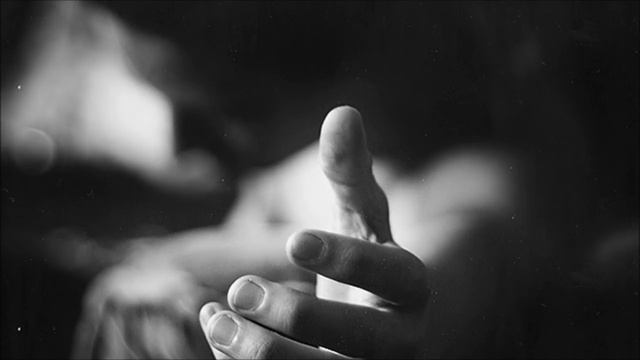 Xzaltacia with Hells Kitchen - Lonely In Helplessness (Original Mix) смотреть онлайн