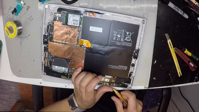 How to Replace LCD Screen on Microsoft Surface Pro 3 смотреть онлайн