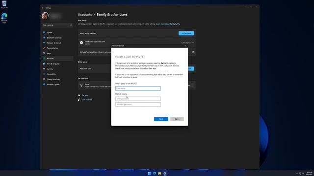 How to Add Local User Account in Windows 11 смотреть онлайн