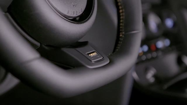 Jaguar F-Type 400 Sports Coupe - Interior смотреть онлайн