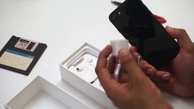 🍎 Apple iPhone SE 2020 🔥 | Malayalam Unboxing | Price Review смотреть онлайн