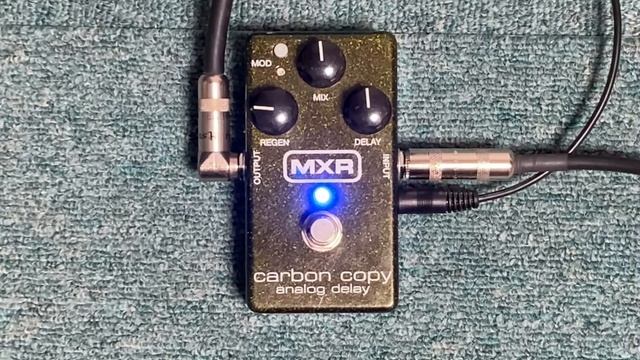 MXR carbon copy Delay pedal sound check смотреть онлайн