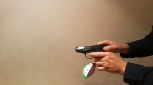 Стрельба из сигнального пистолета Вальтер ППК С (Walther PPK S Chiappa Bond model 007)