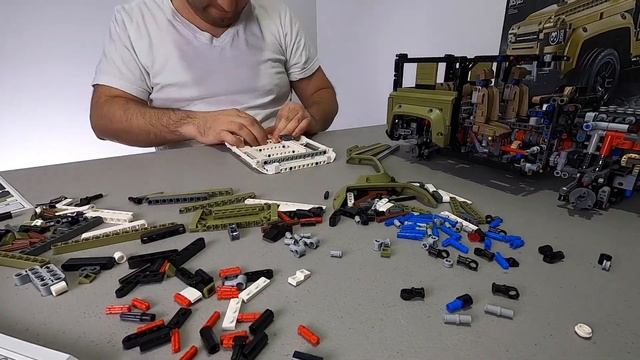 LEGO Land Rover Defender Technic Time Lapse Build смотреть онлайн