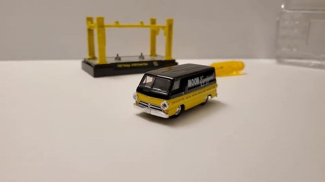 Moon Equipped 1967 Dodge A100 Panel Van - M2 Machines 1:64 scale - Mooneyes Speed Equipment смотреть онлайн