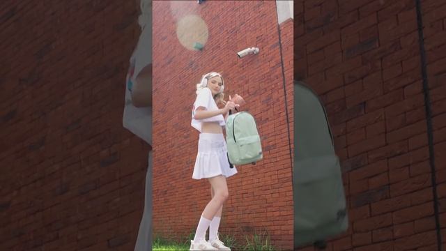 11Зеленый смотреть онлайн