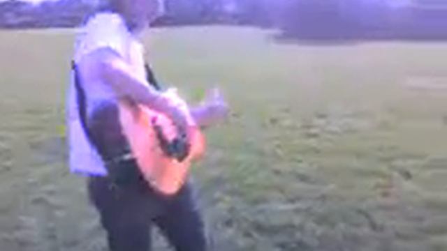 tom and lee do paranoid android at the park смотреть онлайн