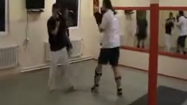 KKTaiyo kick box Marian vs. Bandi round 2 смотреть онлайн