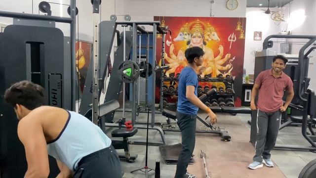 NISHANT NE LAGAI ” हतती “ 😂……GYM BAND KARNE KE LIYE 😅 | VLOG NO #20 смотреть онлайн