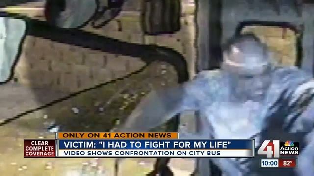 Video shows man pushed through city bus window смотреть онлайн