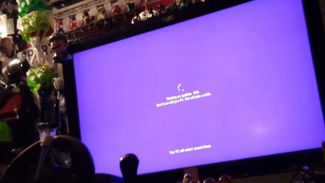 "WINDOWS 10 FALL CREATORS UPDATE!" смотреть онлайн