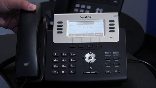 Solving Technology - Ep 7 - Accessing Voicemail with a 3CX Phone System смотреть онлайн