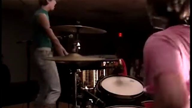 HOT BOT (Live) at the Apple House 2005 смотреть онлайн