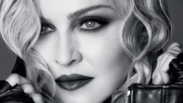 MADONNA'S BEST HEARTBEAT смотреть онлайн