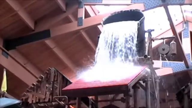 Mac in the water at Great Wolf Lodge смотреть онлайн