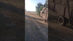 Сама дельный прицеп с сама дельным погружчиком для маленьких рулонов на Т25 #т25 #сенокос #самаделк