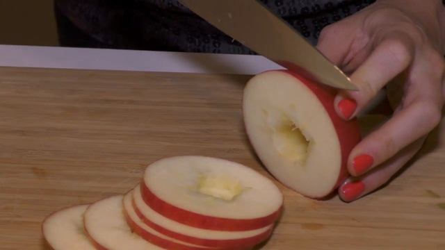 Cinnamon apples - Healthy sweet treats for kids смотреть онлайн