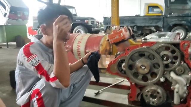 Top timing gear crankshaft dan compresor Hino 500 смотреть онлайн