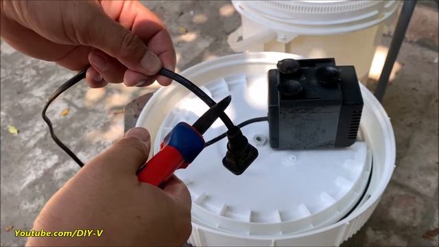 How To Make A Aquarium Filter Easy || Filter For Goldfish Tank смотреть онлайн