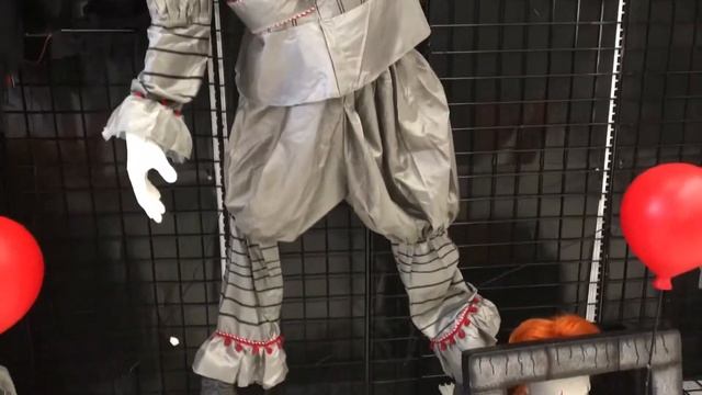 Window Peeping Tom Halloween Decoration Creepy Peeper Party City смотреть онлайн