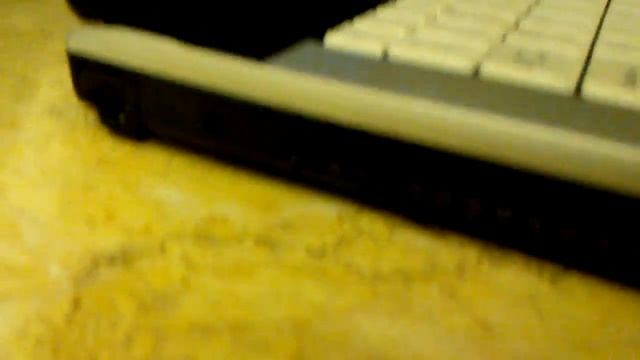 7 years old laptop (Fujitsu s7211) run on windows 8.1 смотреть онлайн