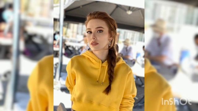 Elcin Sangu 💗 Baris Arduc -Una foto con su madre смотреть онлайн