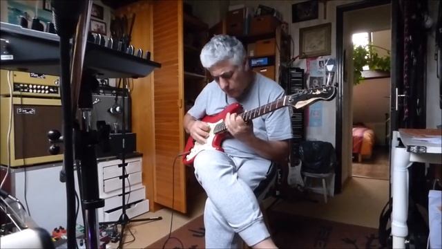 StratoFAR on iPAD Garage Band + Real Band on PC multitracks смотреть онлайн