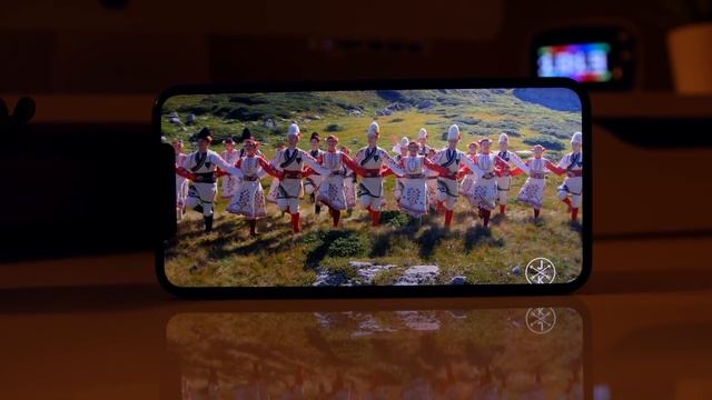 iPhone XS Max - 6 Months Later смотреть онлайн