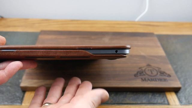 Andar The Helm Leather Macbook Pro Cover 13" M1 Edition смотреть онлайн