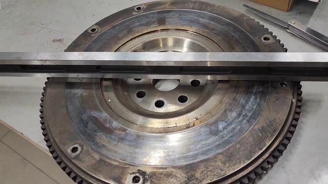 ПОЧЕМУ ДЁРГАЕТСЯ СЦЕПЛЕНИЕ ?