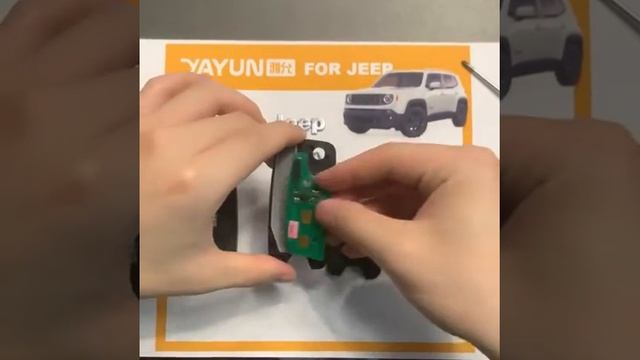 Jeep Renegade Car Key eplacement смотреть онлайн