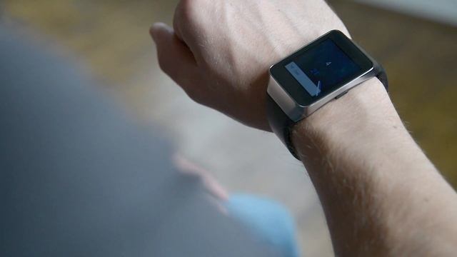 The Birth of Android Wear: In-depth Review of LG G Watch and Samsung Gear Live! смотреть онлайн