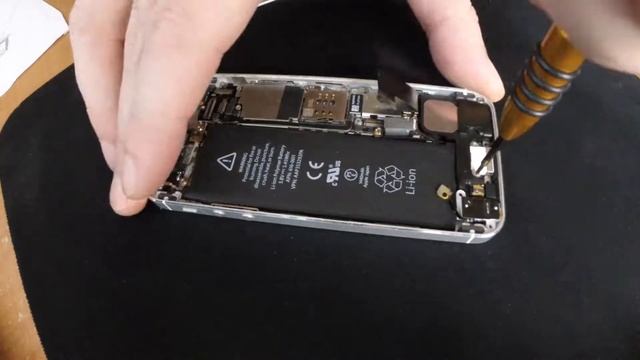 iPhone 5 Power Audio 3.5 Jack dock Replacement смотреть онлайн