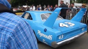 Richard Petty 1970 Plymouth Superbird NASCAR fire up